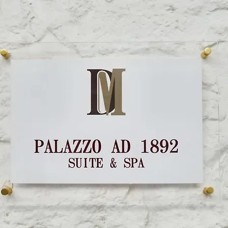 아파트 Palazzo 1892 Suites & 오스투니