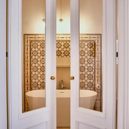 Palazzo 1892 Suites & 아파트