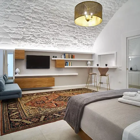 Palazzo 1892 Suites &