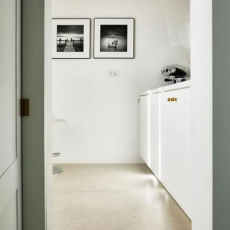 Palazzo 1892 Suites & * 오스투니