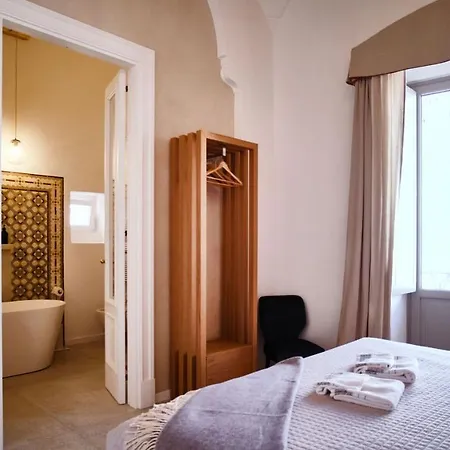 Palazzo 1892 Suites &