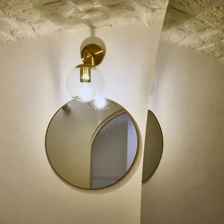 Palazzo 1892 Suites & 아파트 오스투니