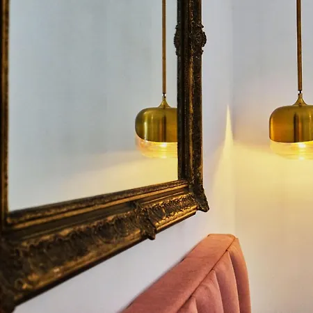 Palazzo 1892 Suites & 아파트