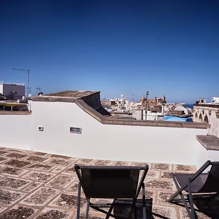Palazzo 1892 Suites & Apartment *